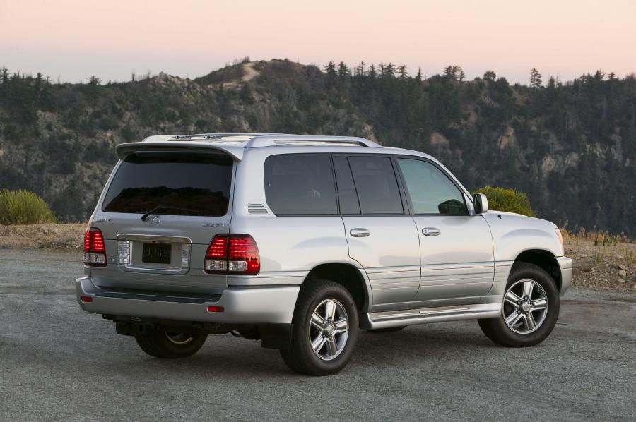  Lexus LX470 2006 года  (фото 7 из 13)